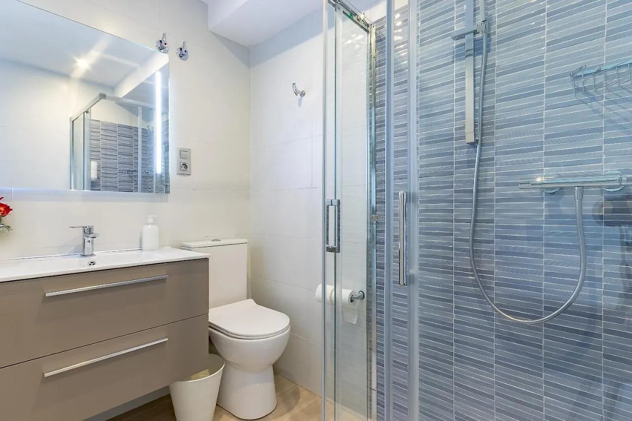 Cruces Metro Rooms Barakaldo Spanien