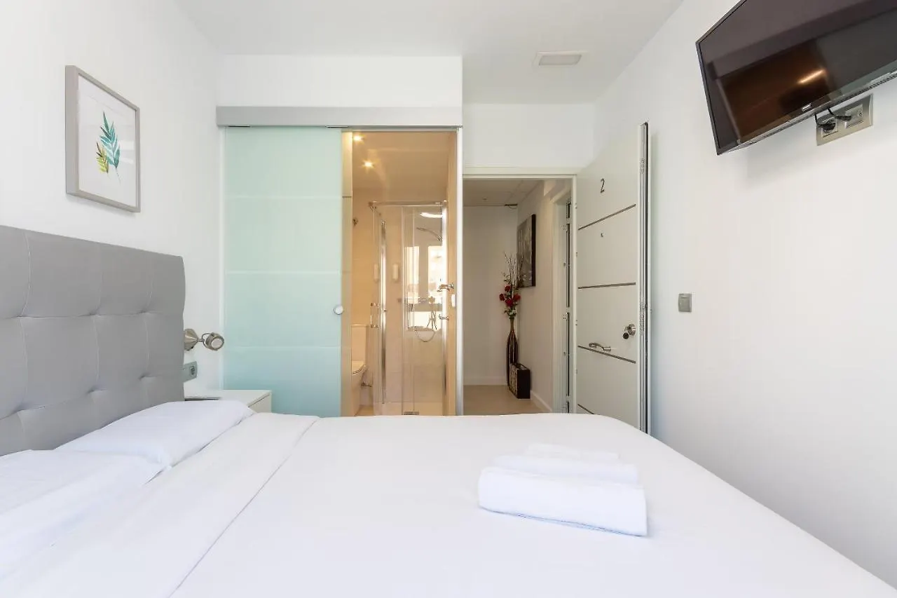 Gasthof Cruces Metro Rooms Barakaldo